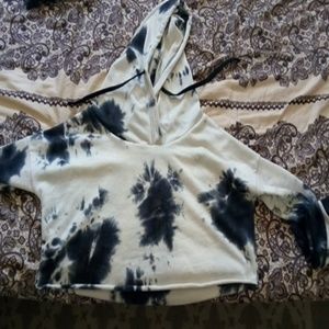Rue21 croped tie dye sweater